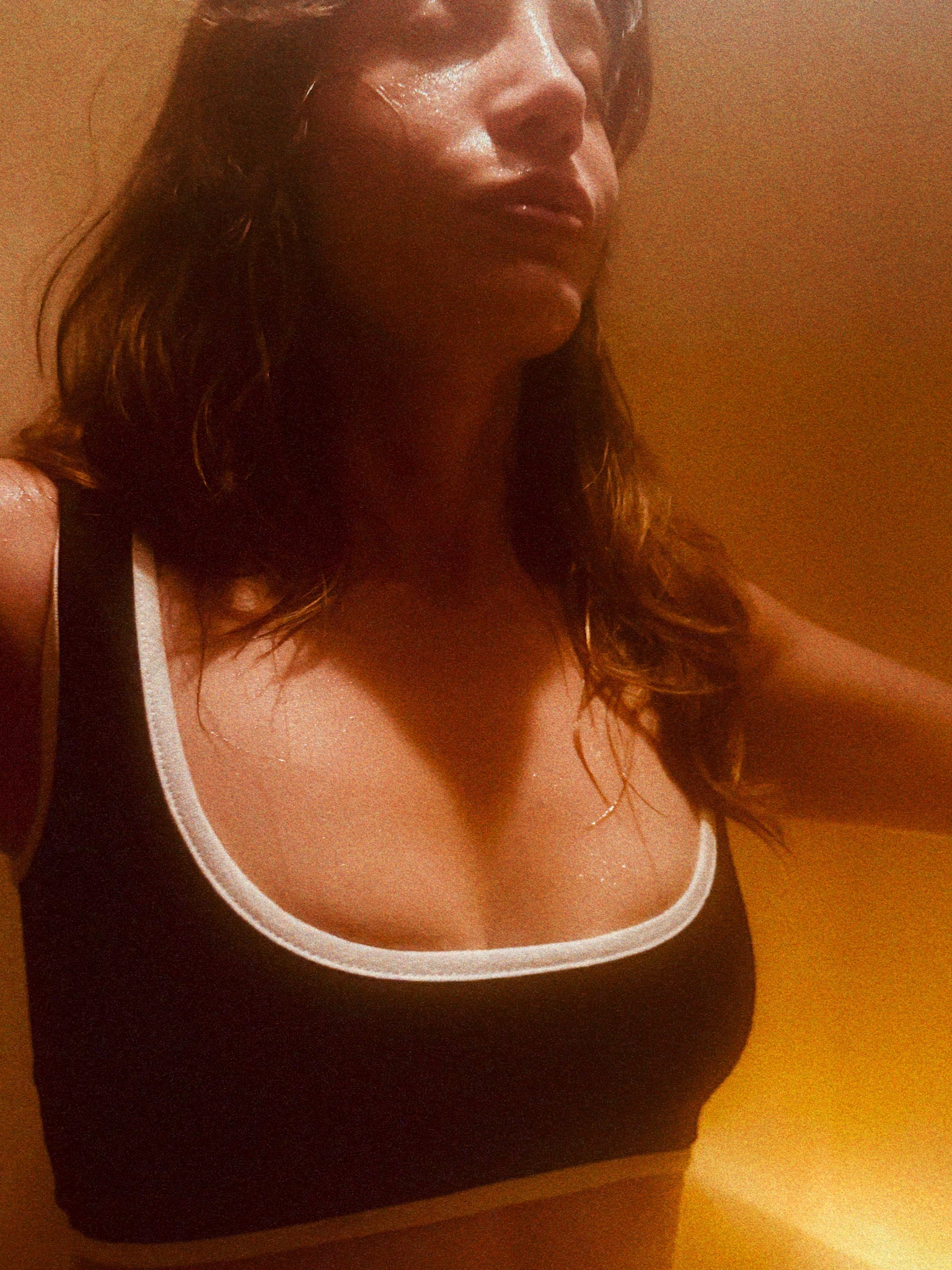 SAUNA BIKINI TOP, BLACK WITH WHITE BORDER