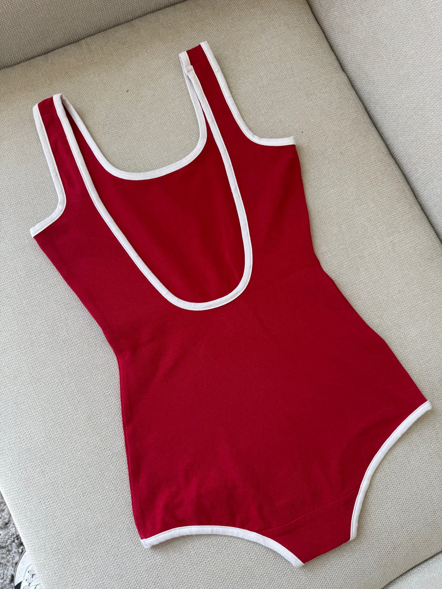 Retro One Piece, Red